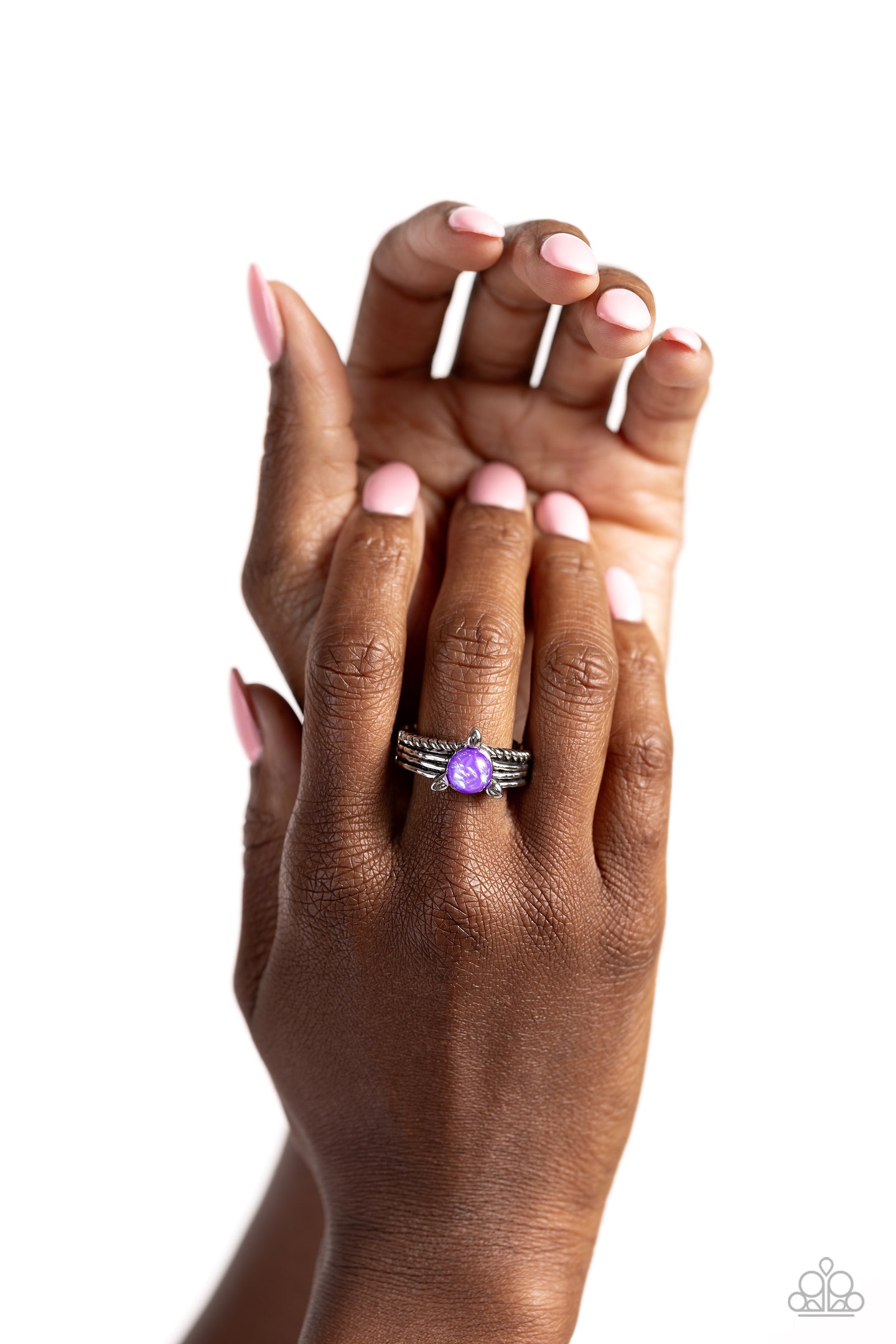 Sinuous Spotlight - Purple ring