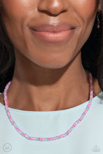 Load image into Gallery viewer, Colorfully GLASSY - Pink neclace
