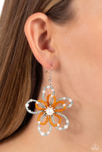 Load image into Gallery viewer, PEARL Crush - Orange earrings
