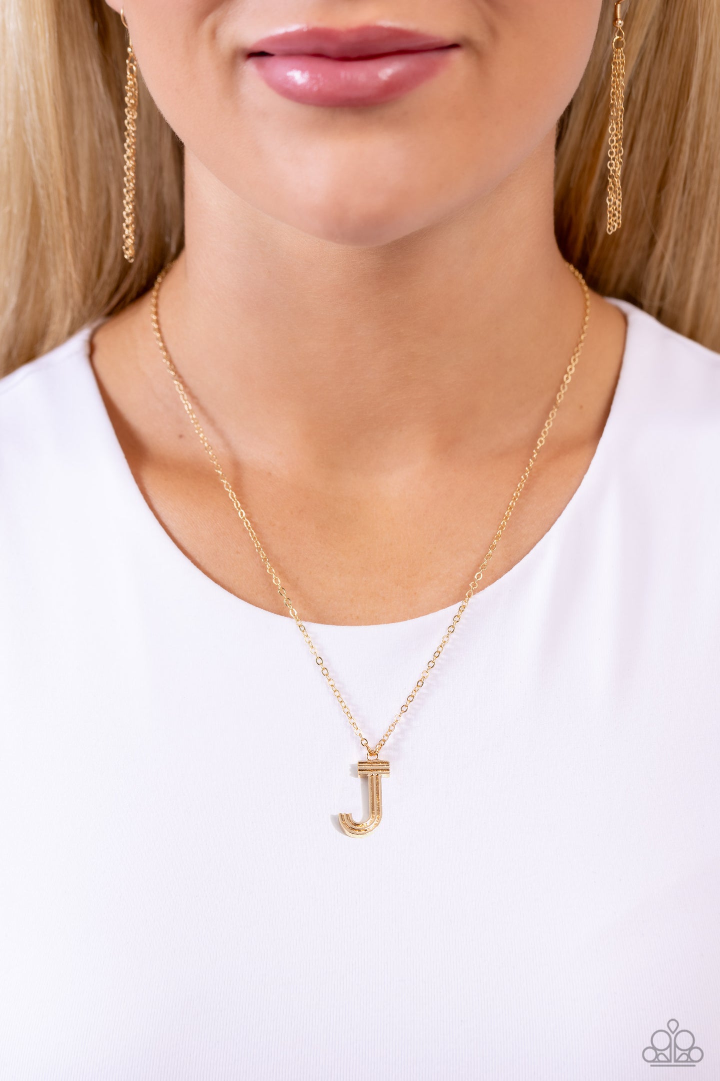 Leave Your Initials - Gold - J necklace