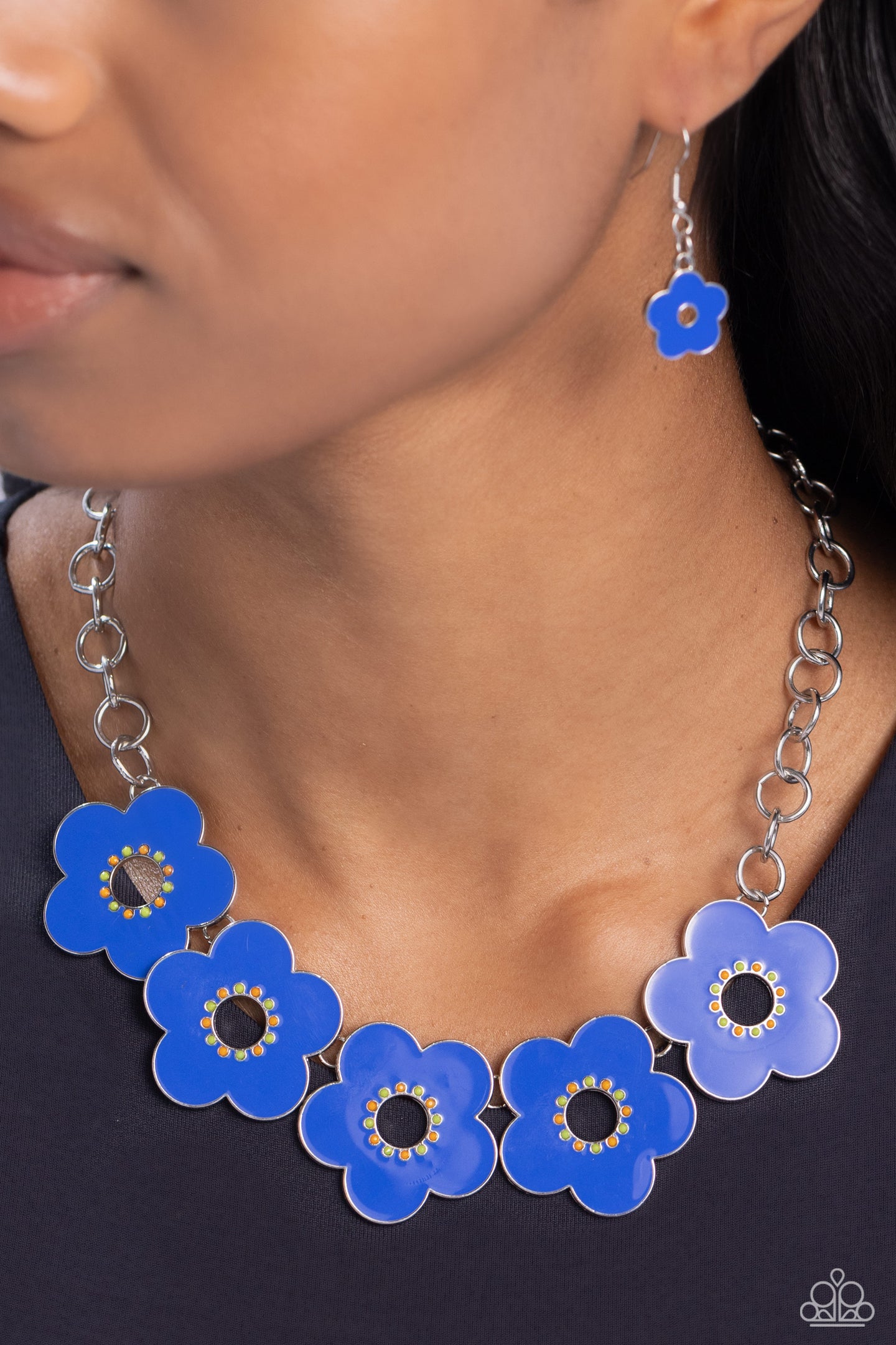 Cartoon Couture - Blue necklace