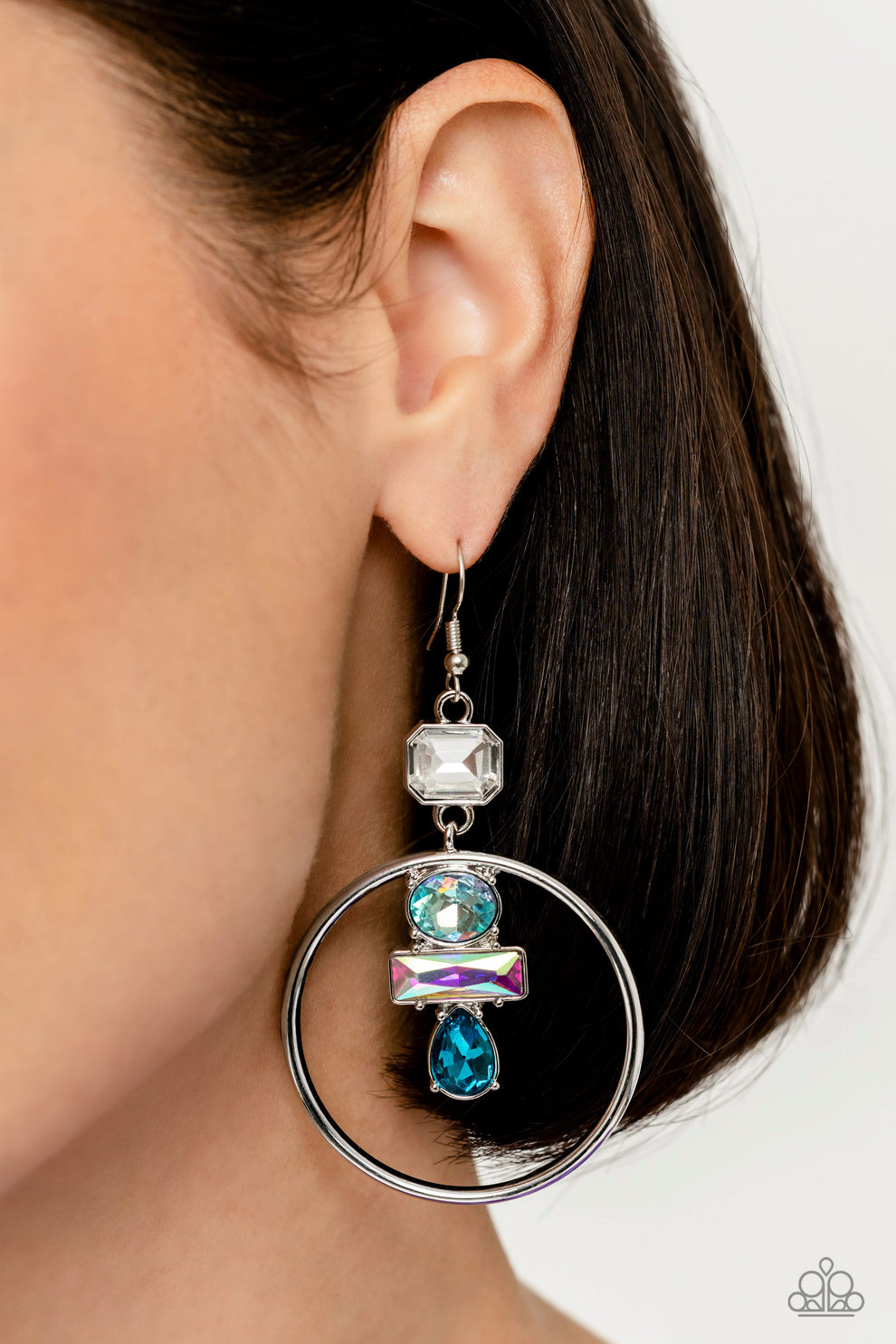 Geometric Glam - blue - earrings

Exclusive life of the party